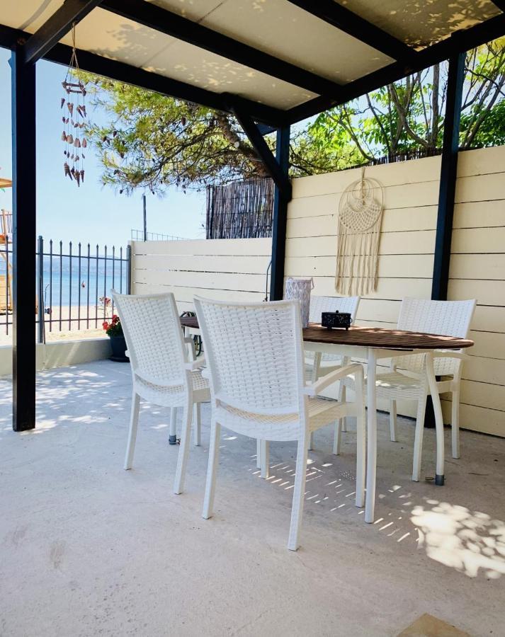 House By The Sea In Artemis Apartamento Exterior foto